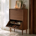 Schuhschrank, aus Holz, Farbe: hellbraun